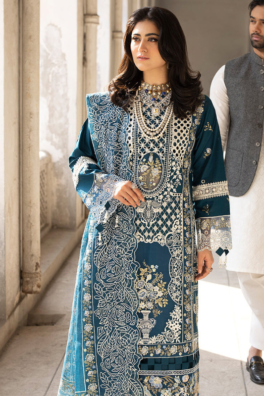 Mahnur | Mahrukh Luxury Lawn 24 | SERENE
