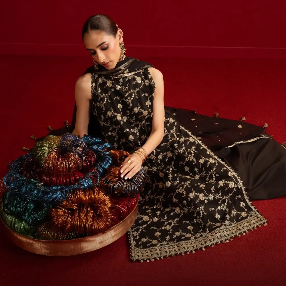 imgi_4_the_festive_edit_slider